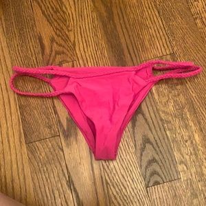 Frankie’s bikinis bottoms